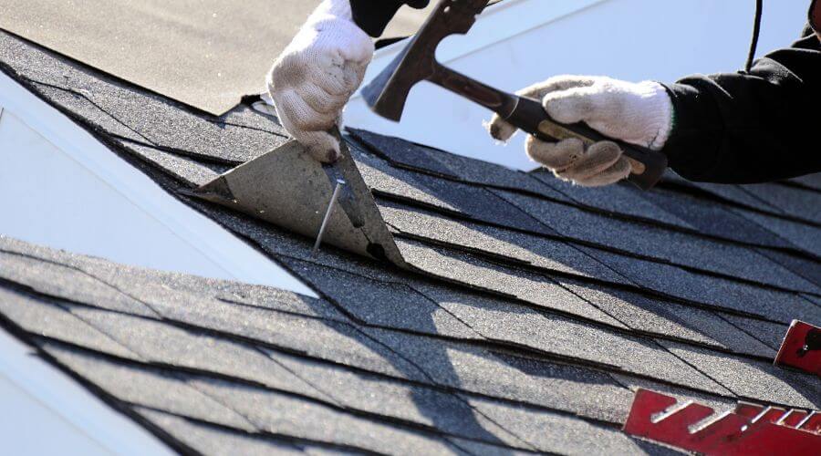 Professional residential roofers in Dow, IL